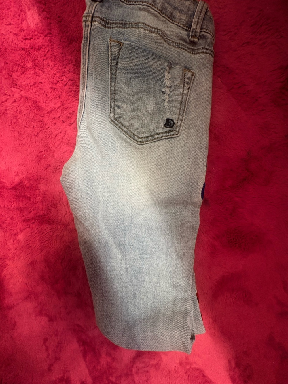 Light Wash Embroidered Women’s Jeans - Floral Detail - Picture 8 of 8